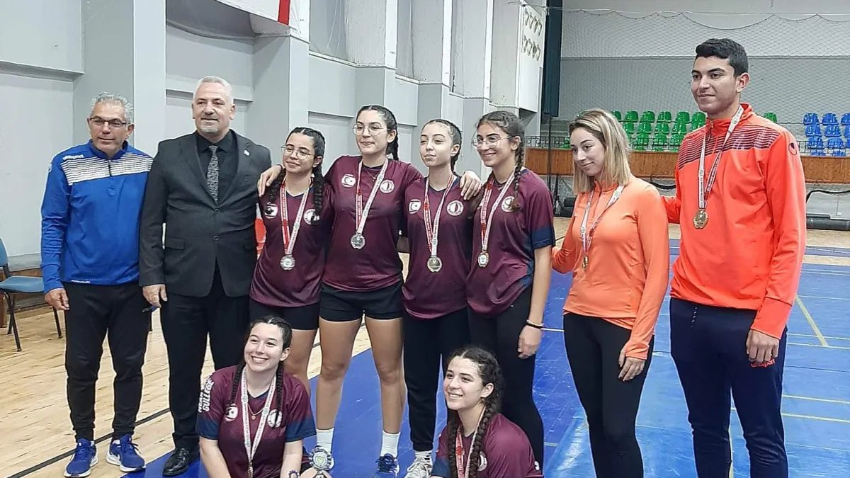 KKTC Liseli Genç Kızlar Badminton Şampiyonası Yapıldı