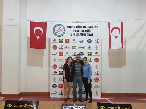 Seymen, Eren and NEU Dominate the U19 TRNC Badminton Championship