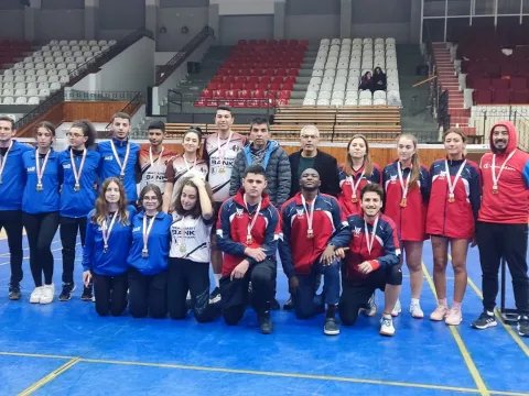 KKTC Üniversiteler Badminton Şampiyonu YDÜ